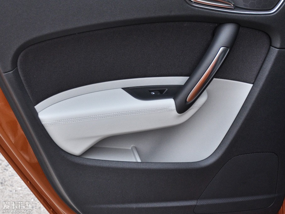 2013WA1 30 TFSI Sportback Ego