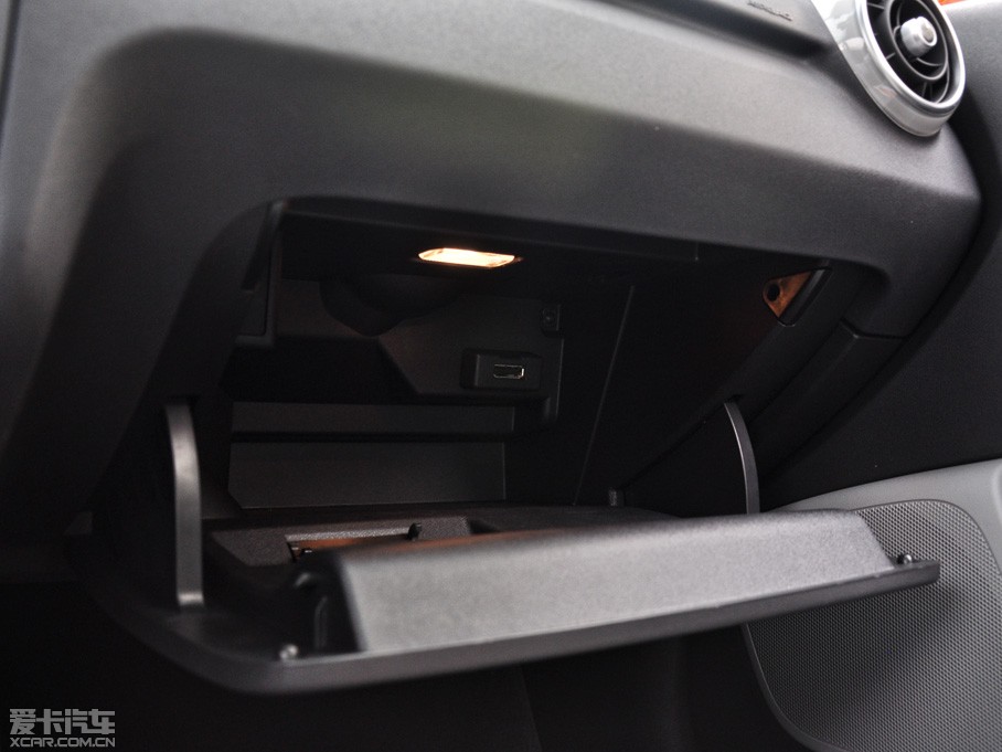 2013WA1 30 TFSI Sportback Ego