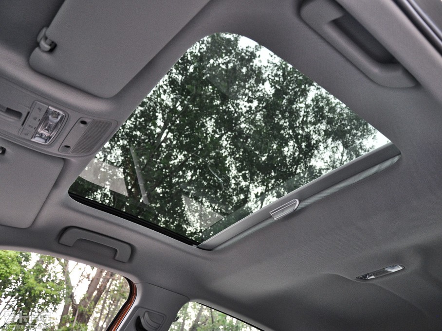 2013WA1 30 TFSI Sportback Ego