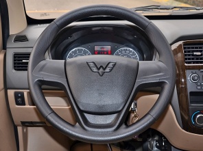 一汽吉林2014款佳寶V80