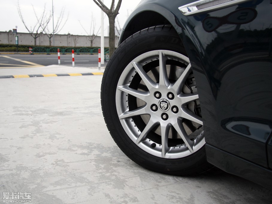 2013ݱXJ L 2.0T ȫ̄հ