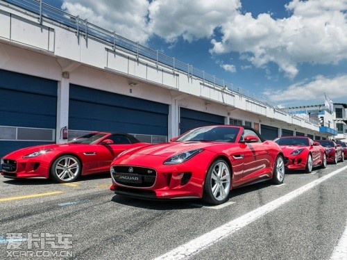 ݱ 2013ݱF-TYPE