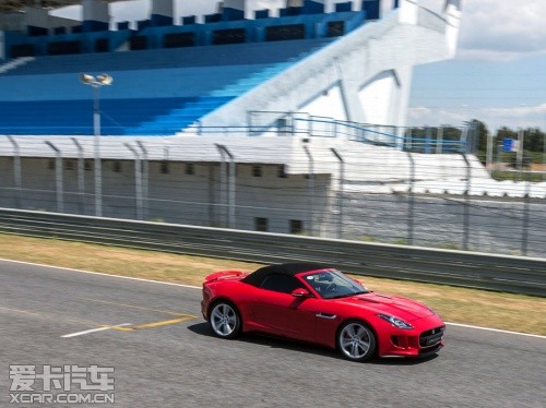 ݱ 2013ݱF-TYPE