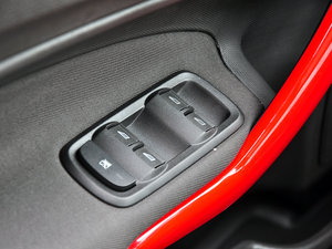 2013Ɏ 1.5L Ԅ(dng)\(yn)(dng) п؅^(q)