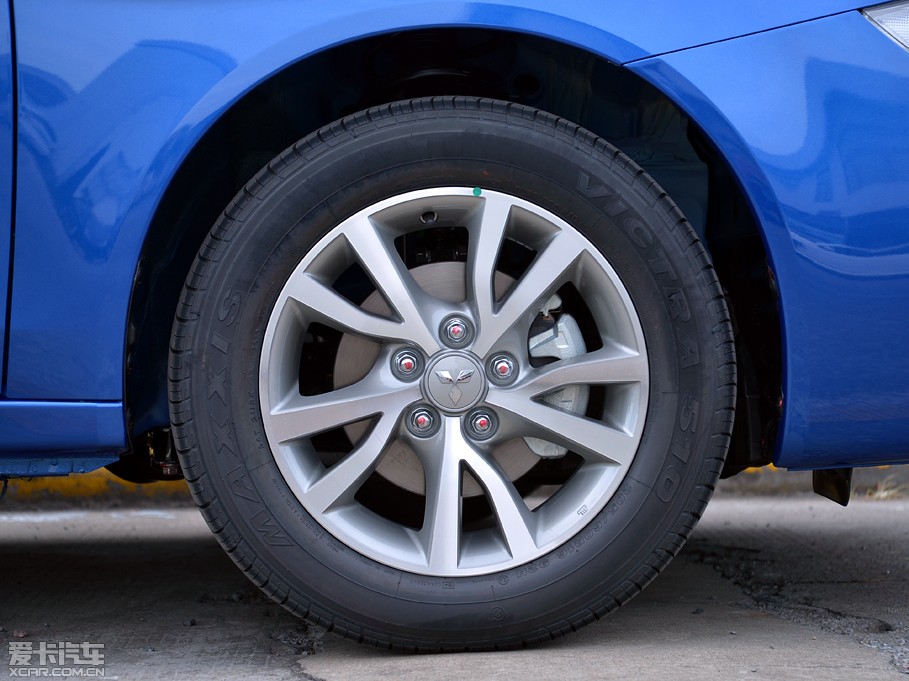 2013L(fng)˼ 1.8L Ԅ(dng)A V