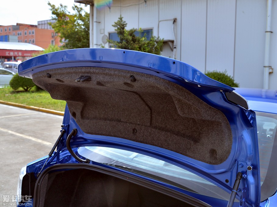 2013�������L(f��ng)��˼ 1.8L �Ԅ�(d��ng)���A�� ��(gu��)V