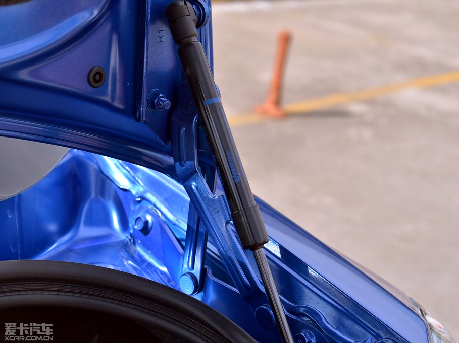 2013�������L��˼ 1.8L �ԄӺ��A�� ��V