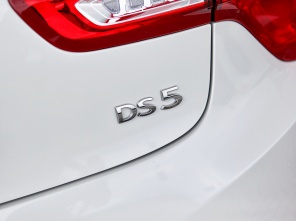 長(zhǎng)安標(biāo)致雪鐵龍2013款DS5