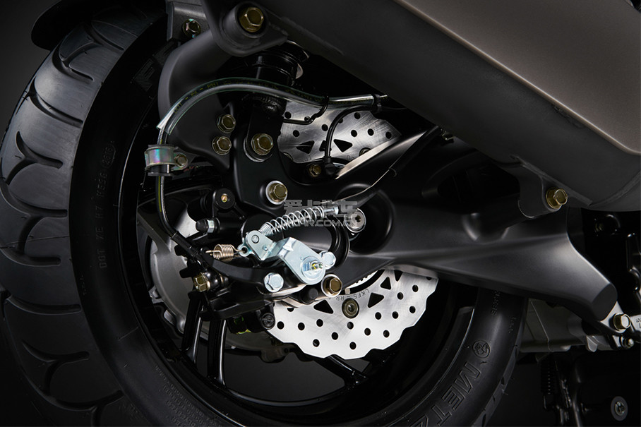 【图】2018款光阳赛艇S400-爱卡汽车图片