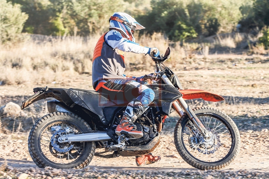 KTM 690 DUKE Enduro