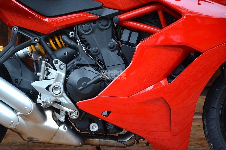 _ٴһ̨Ϊ937ccTestastretta 11 V2Ϊ81kW110Ps/9000rpmŤΪ96.7Nm/6500rpm̨ԴHypermotard 939