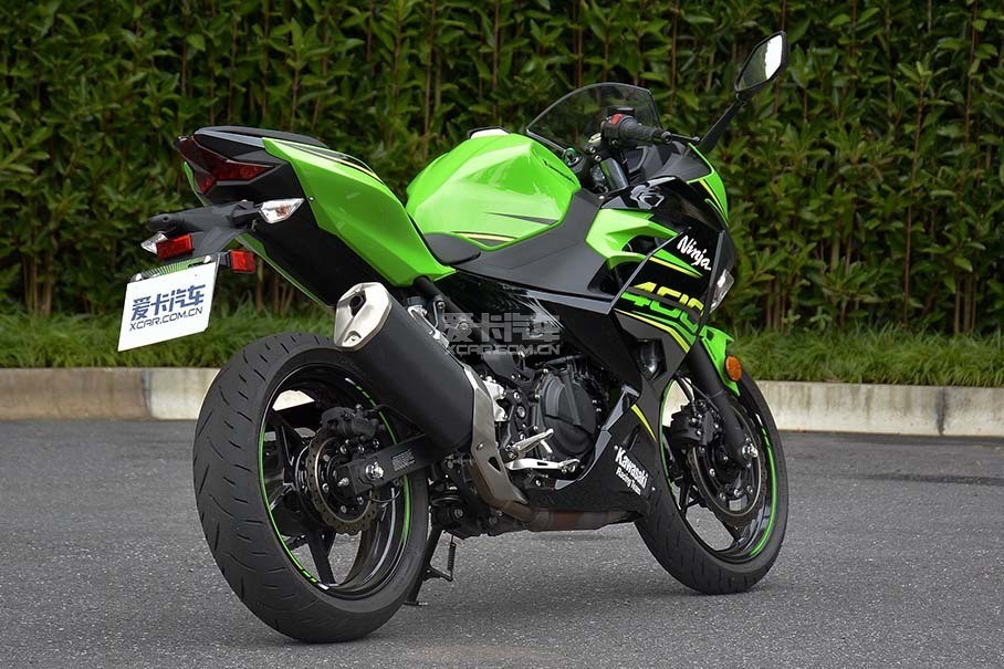 > 川崎ninja400上市发布