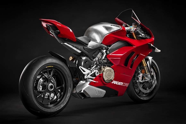 杜卡迪PanigaleV4R,杜卡迪panigalev4 应战wsbk 新款杜卡迪panigale v4r亮相