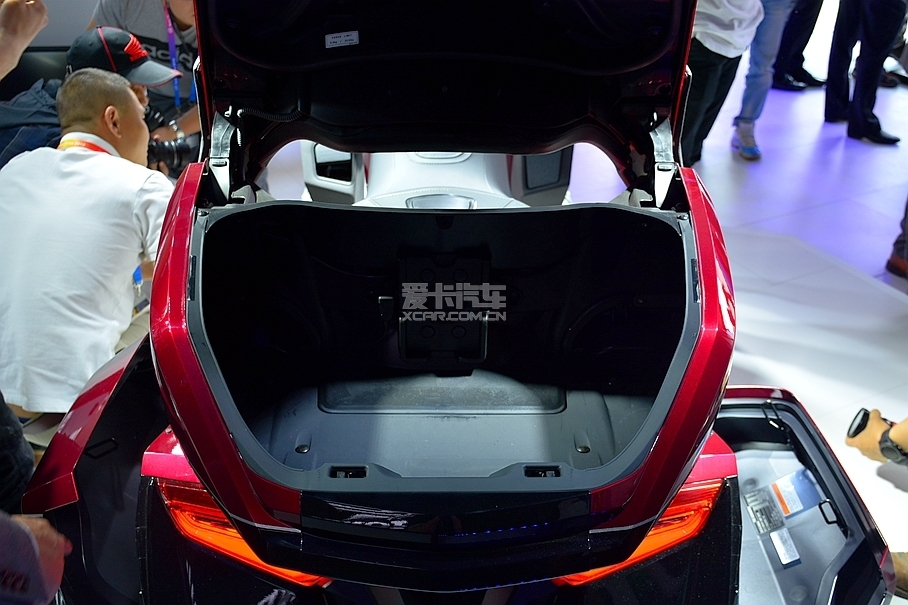 Honda;�������;2018 Honda Gold Wing