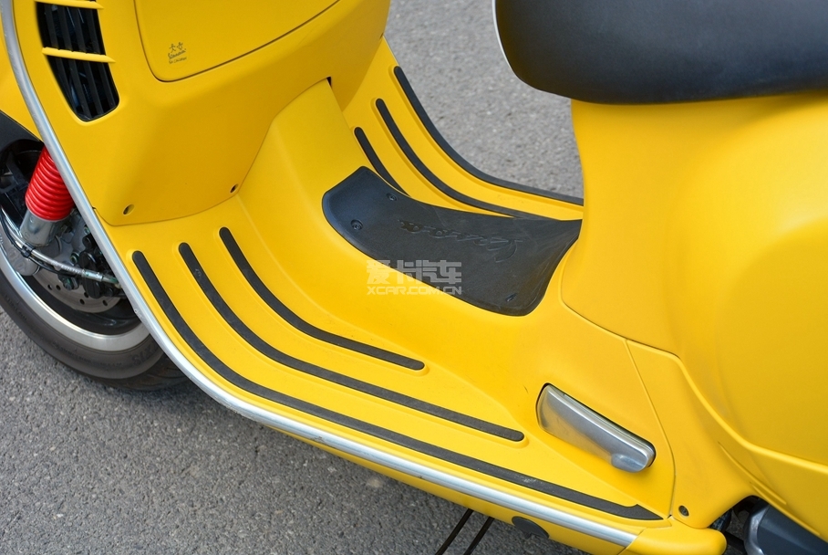 VESPA SUPER 300;VESPA SUPER 300试驾;越南产VESPA SU