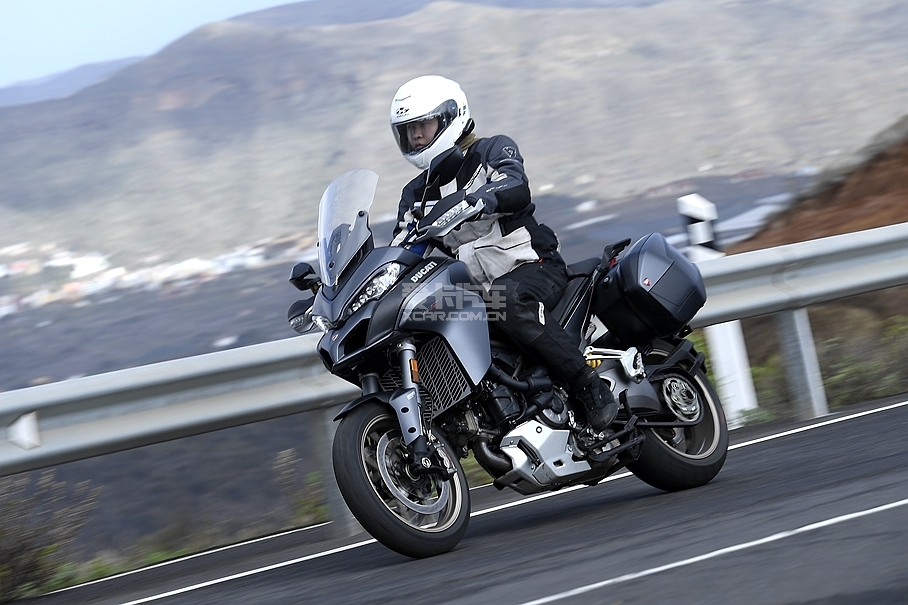 DUCATI Multistrada 1260 S