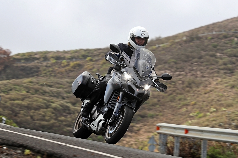 DUCATI Multistrada 1260 S