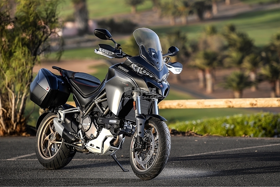 DUCATI Multistrada 1260 S