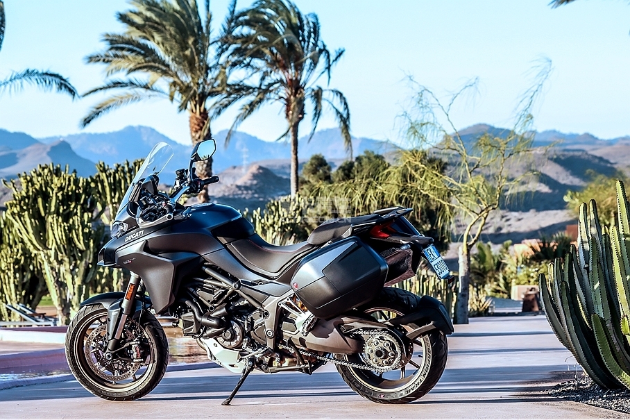 DUCATI Multistrada 1260 S