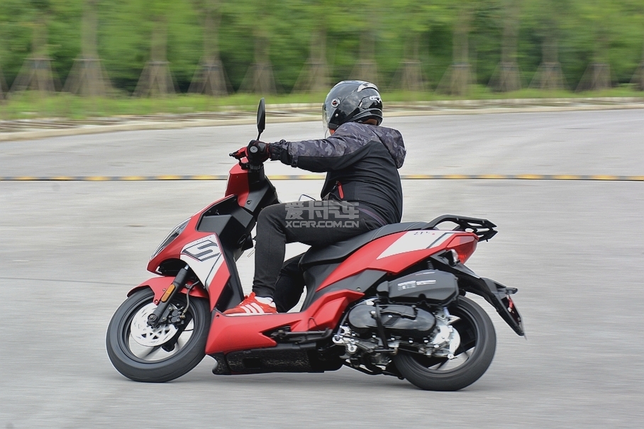 「图文」城市运动精灵 宗申MO战 爱卡抢先试