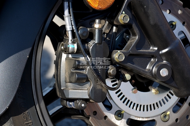 【图文】250cc大乱斗 RT3睿途\/赛艇250\/银刃对