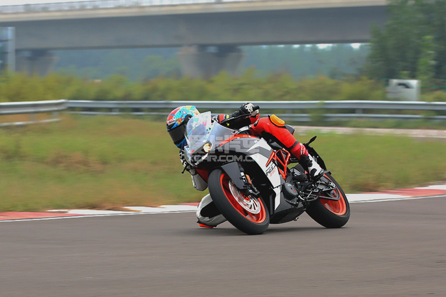 纯粹赛道利器 2018款KTM RC390爱卡试驾