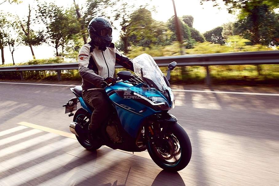 ����Ħ��;CFMOTO;����400;����400GT;CF400GT