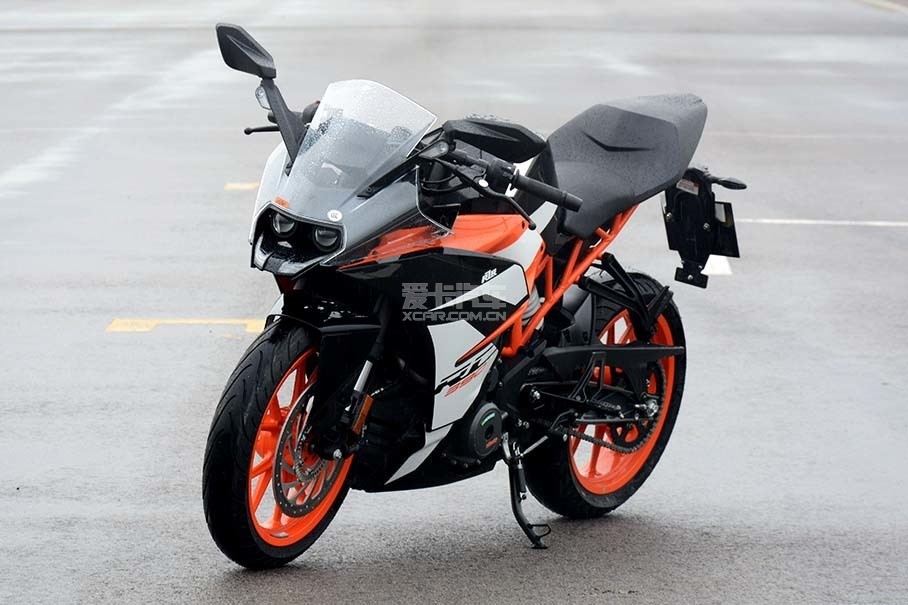 KTM RC390Ȼж꣬߸ԵɲʱյԵ÷ǳڽ9ӭȫ201816ϸӷϡΪʡ