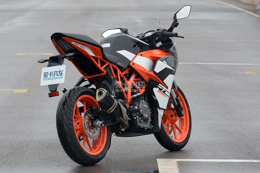 KTM RC390；川崎 Ninja400；RC390；Ninja400；忍者