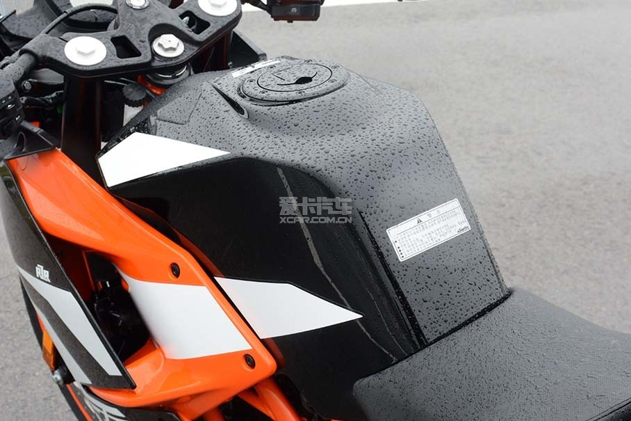 KTM RC390；川崎 Ninja400；RC390；Ninja400；忍者