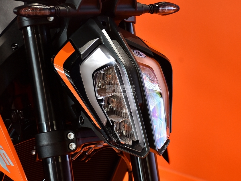 KTM 790 DUKE