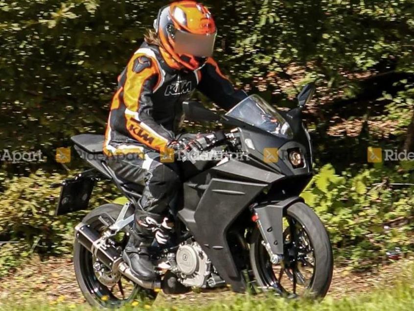 KTM RC390