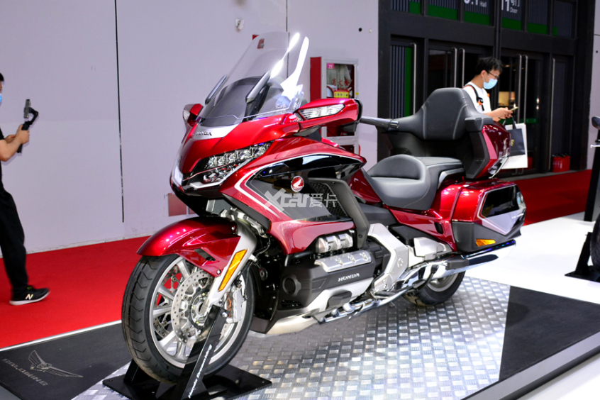 cb1000r领衔 本田摩托多款新车上市发布