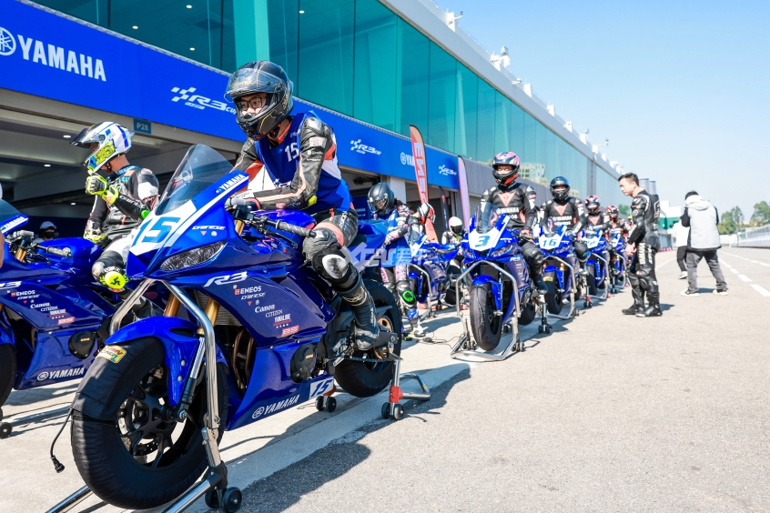 雅马哈;YAMAHA;R3 CUP总决赛