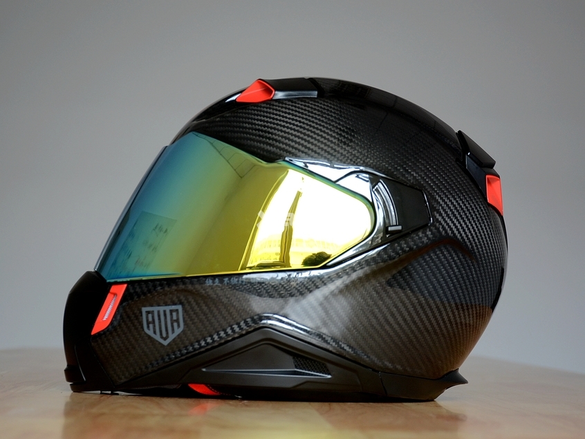 头顶国货之光 AVA碳纤维头盔开箱报告