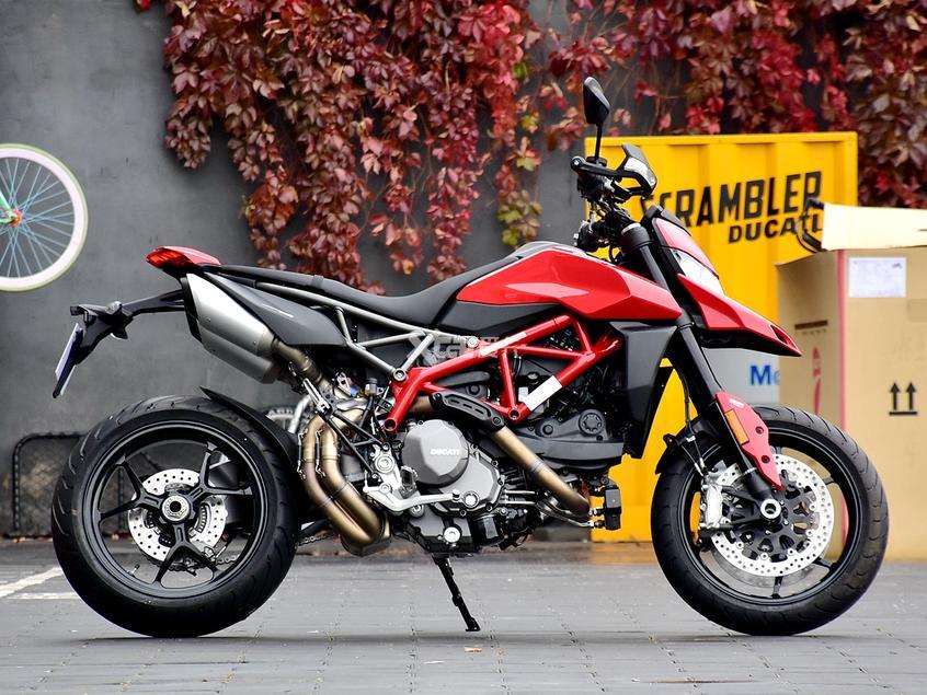 杜卡迪Hypermotard 950;杜卡迪 骇客