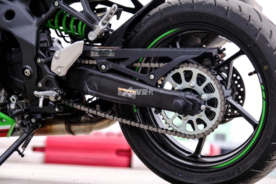 ҡȻǸƣNinja400ϵġܡӾЧǿ˲١