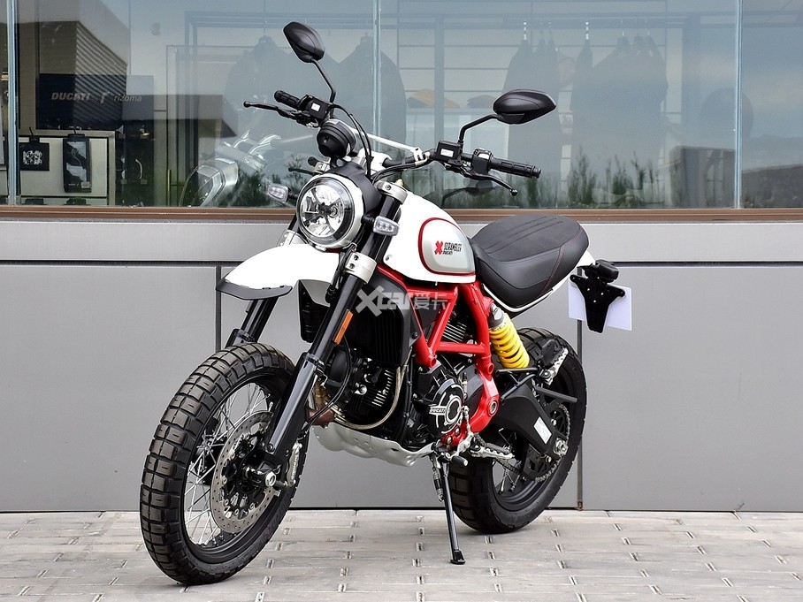 ſ;ſ;Ducati Scrambler Desert Sled