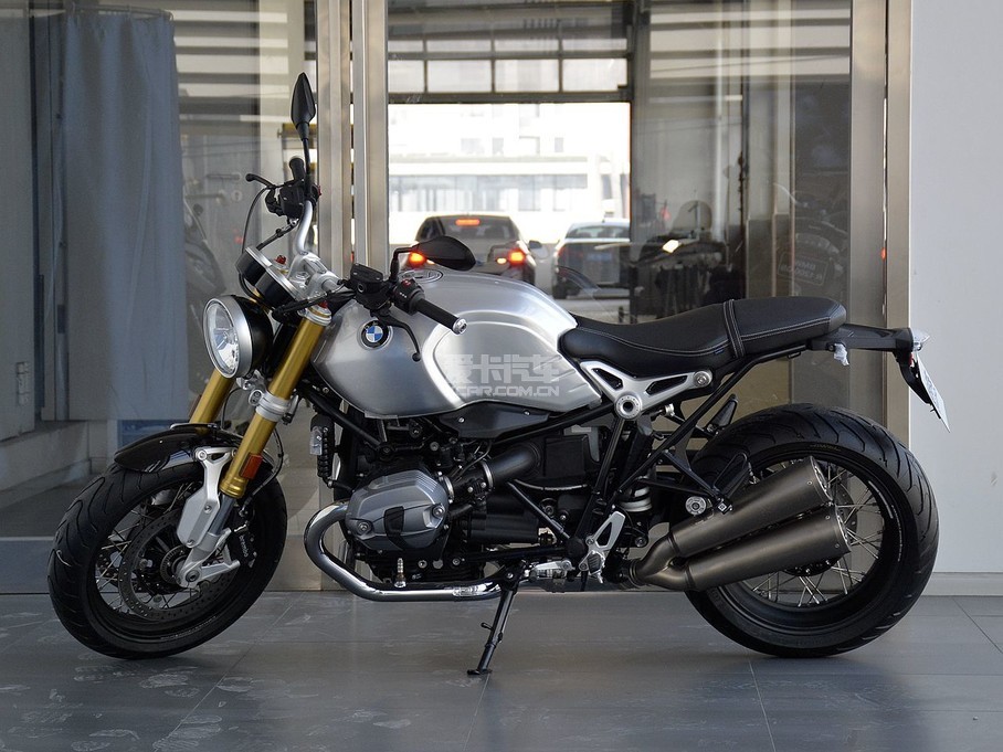 RnineTR nineT