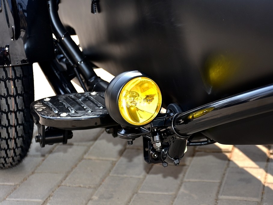 ;Ħ;;Bobber400
