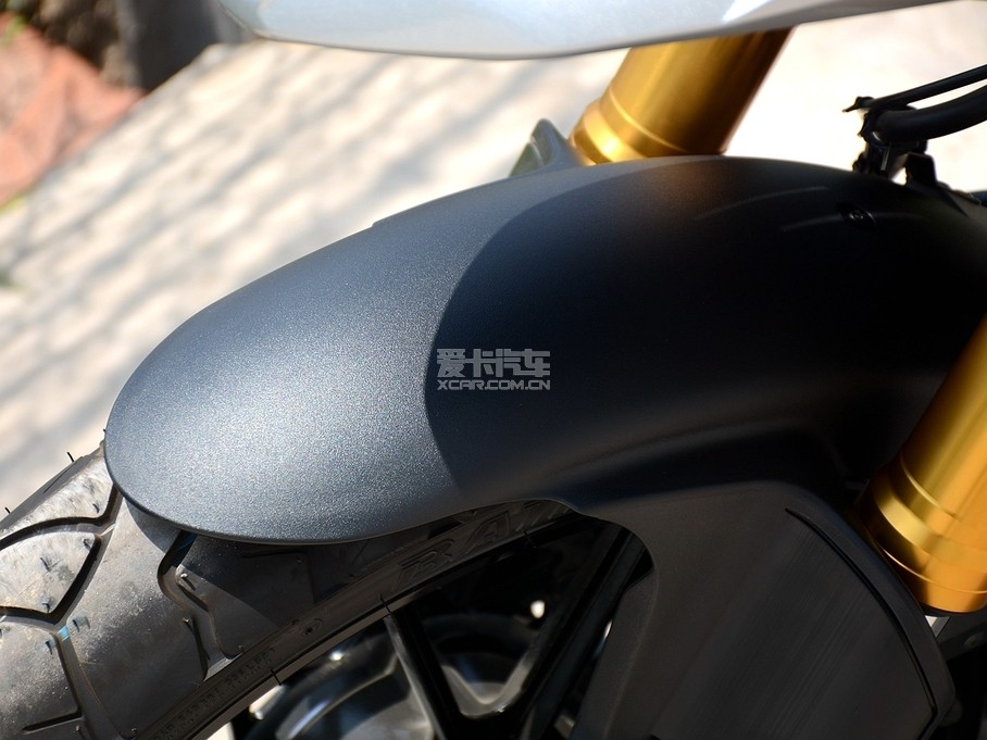 ľ;SUZUKI;ľADV;ľ;V-strom1000 ABS