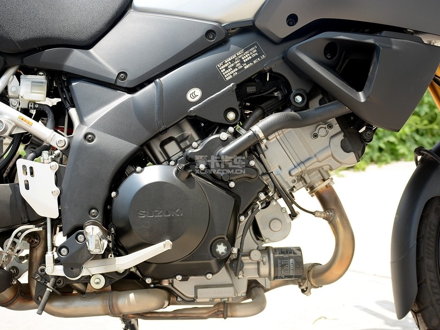 ľ;SUZUKI;ľADV;ľ;V-strom1000 ABS