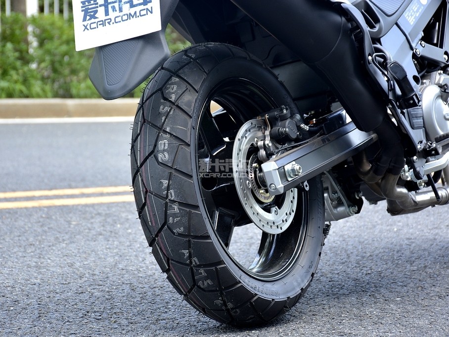 ľ;SUZUKI;ľV-strom650 ABS