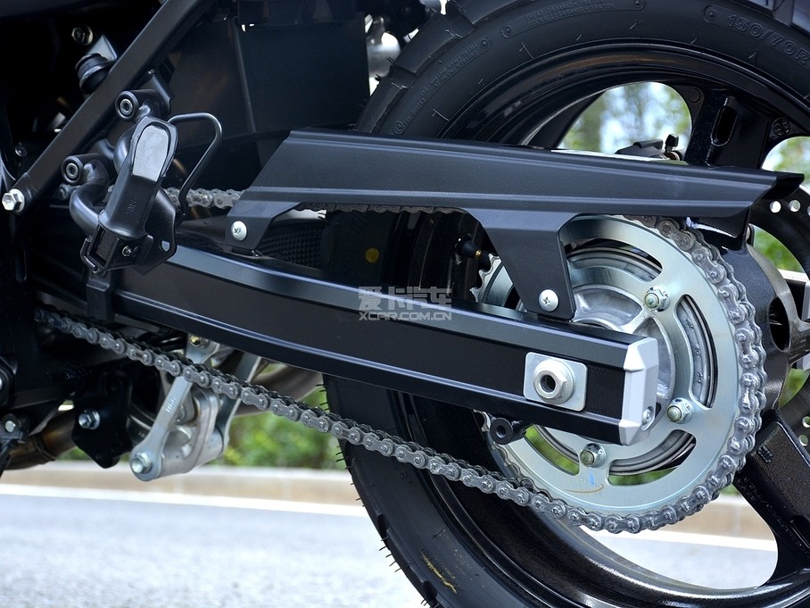 ľ;SUZUKI;ľV-strom650 ABS