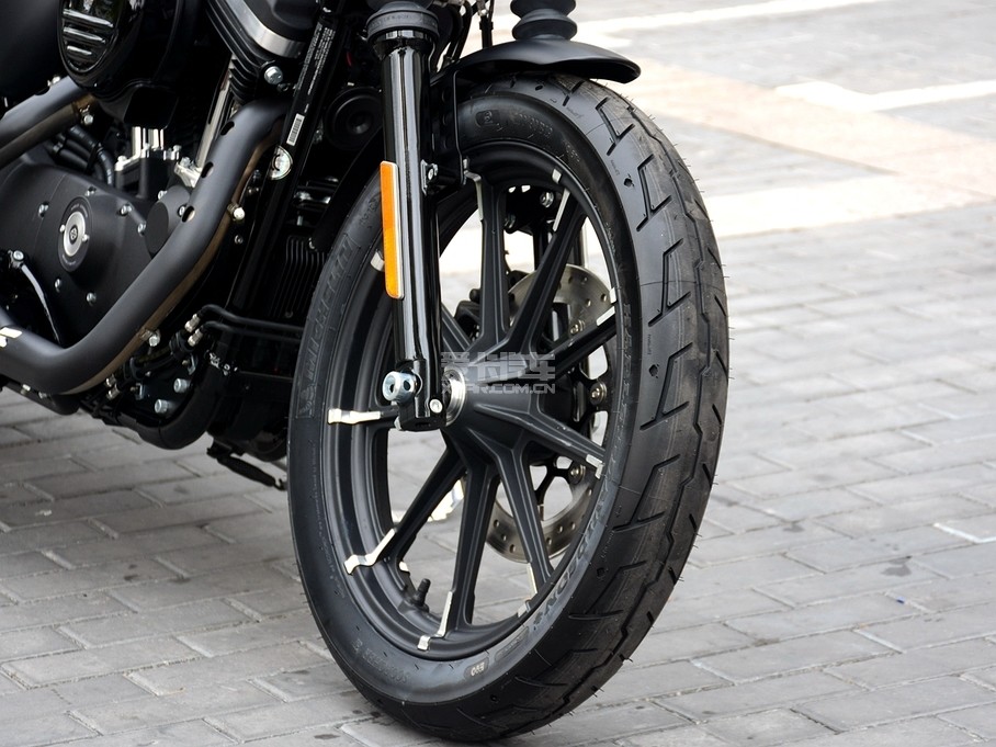 ;״άɭ;Harley-Davidson:IRON 883;883Ӳ