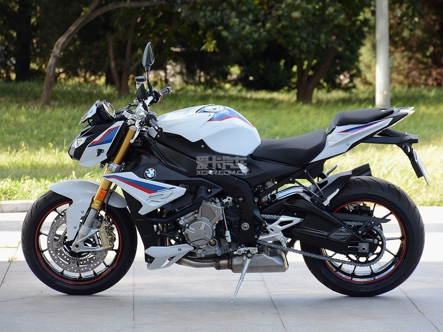 Ħг;S 1000 R;BMW S 1000 R;2018S 1000 