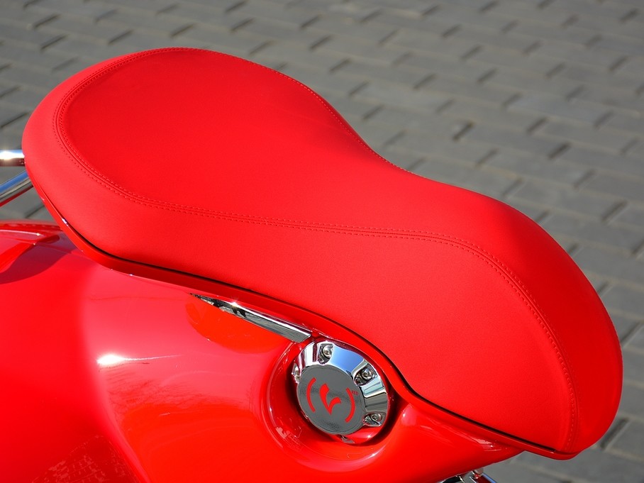 Vespa 946;PIAGGIO;;Τʿ;Vespa 946 RED