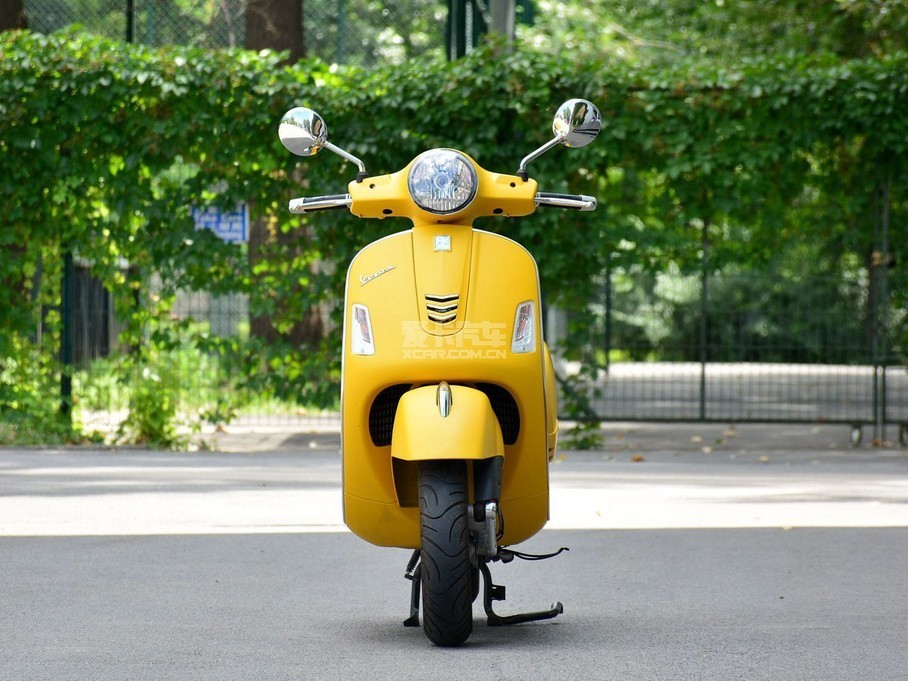 VespaVespa GTS300GTS300 