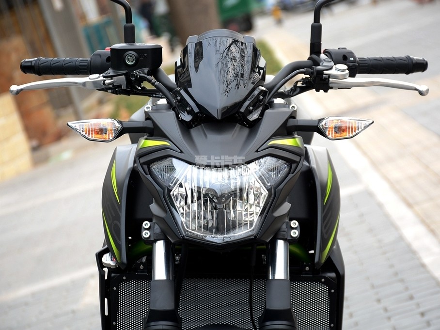 ;Kawasaki;Z650 ABS