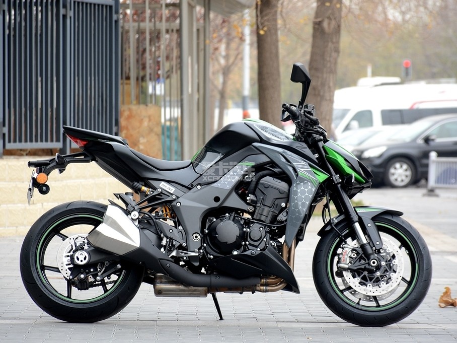 ;Kawasaki;Z1000;Z1000R